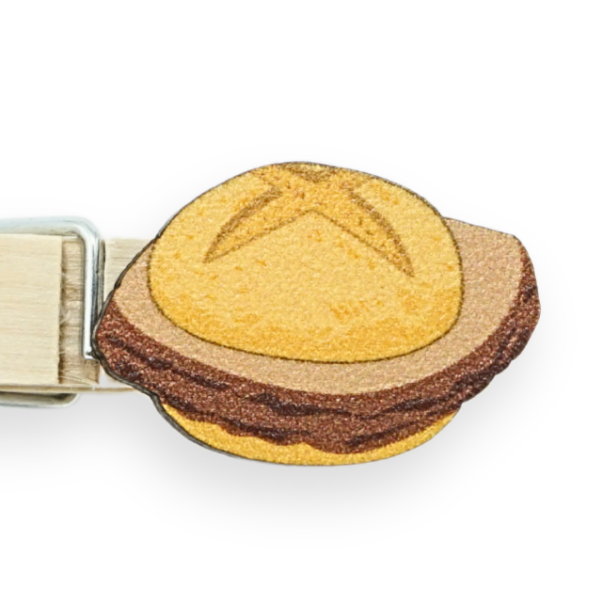 Ein personalisiertes Glubbal Leberkassemme mit Laser-Gravur – jetzt erhältlich bei Glubbal.shop!