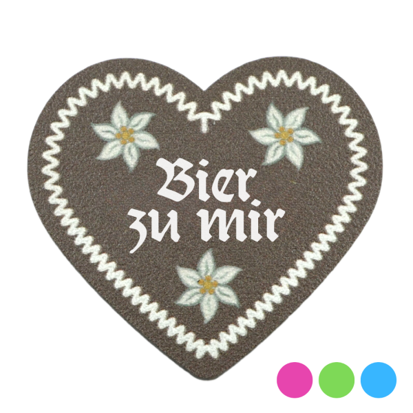 "Bier zu mir" Anstecker in Lebkuchen-Optik – jetzt bei Glubbal.shop erhältlich!