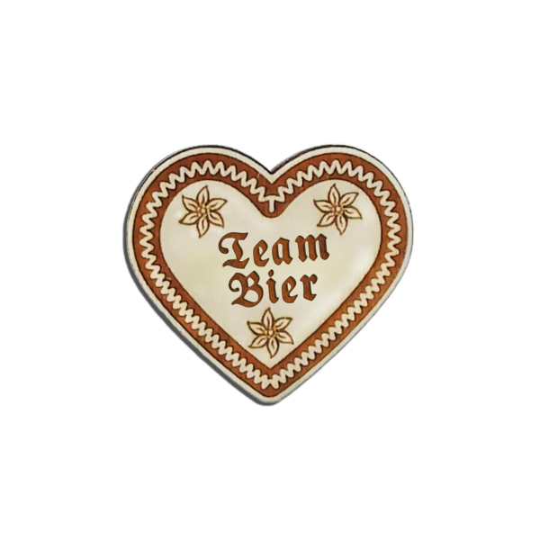 "Team Bier-Anstecker in Lebkuchen-Optik - erhältlich bei Glubbal.shop"