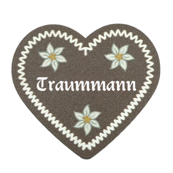 "Traummann-Anstecker in Lebkuchen-Optik - erhältlich bei Glubbal.shop"