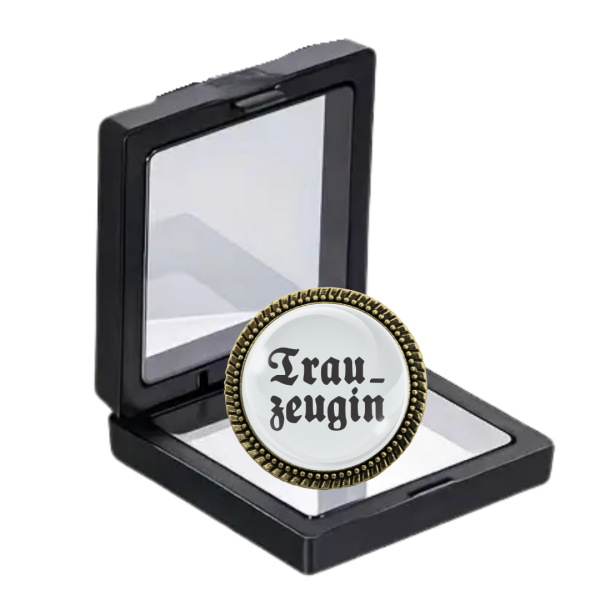 Schmuckstück für Hochzeiten: Die Gaudibroschn "Trauzeugin" im Geschenk-Etui