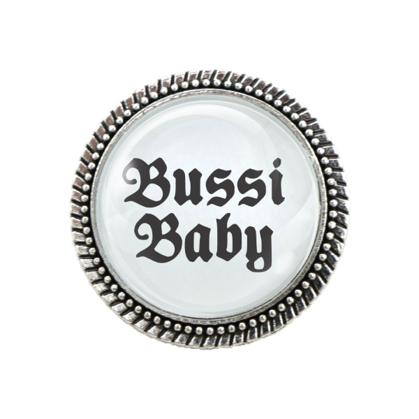 Gaudibroschn „Bussi Baby“ in Silber – Perfektes Accessoire für Trachtenmode