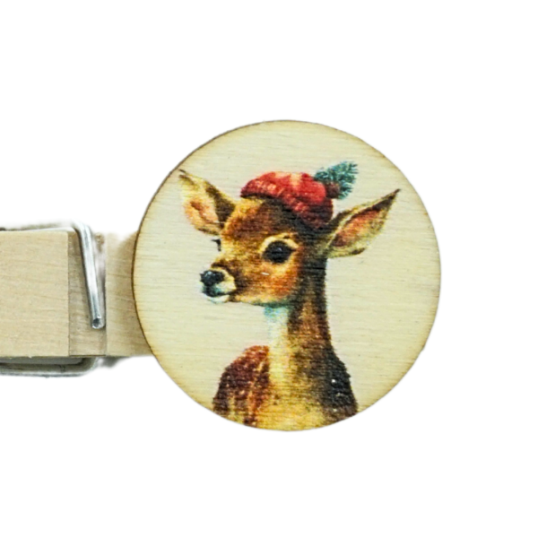 Handgravierte Namensklammer aus Holz mit weihnachtlichem Rehlein-Motiv