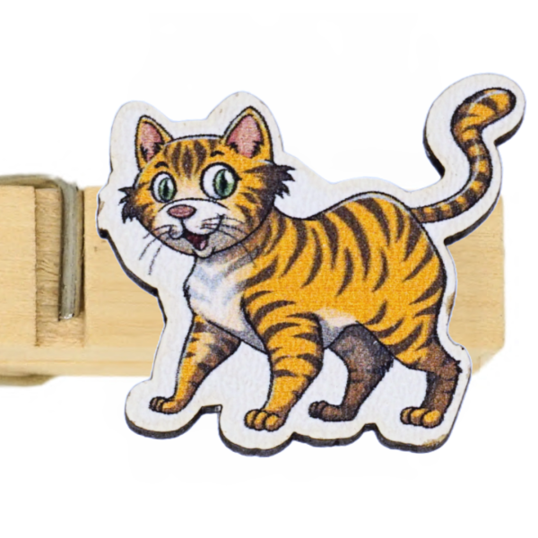 "Bayerisches Glubberl mit lebendiger Katzen-Applikation in Orange – erhältlich bei Glubbal.shop"